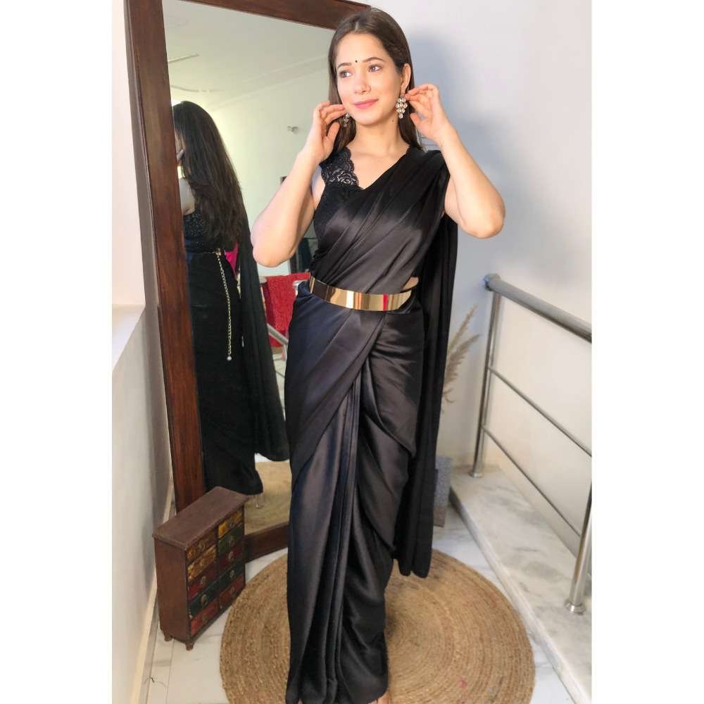 black saree