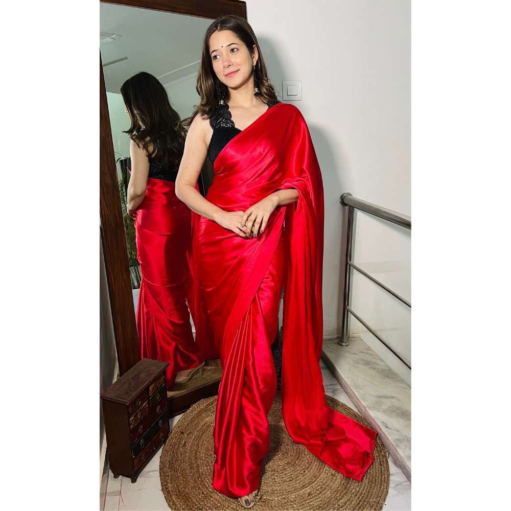 red saree