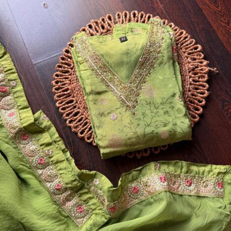 WhatsApp Image 2025-08-21 at 20.04.39 (2)