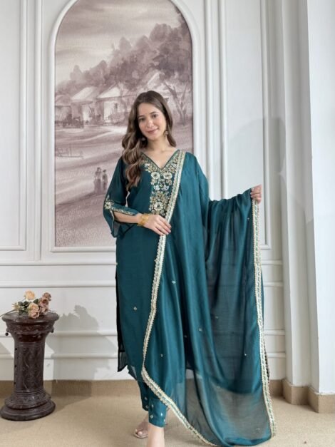 WhatsApp Image 2025-11-04 at 17.52.43