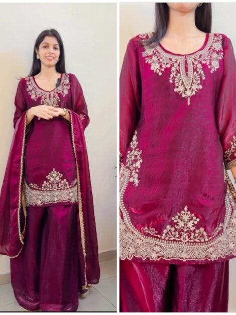 WhatsApp Image 2025-12-04 at 17.40.55 (1)