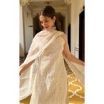 Afghan Schiffli suit - White - Image 8