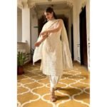 Afghan Schiffli suit - White - Image 10