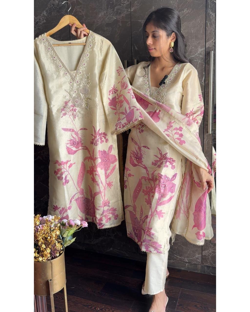 WhatsApp-Image-2025-09-13-at-15.42.40-2.jpeg Pure Tissue Hand Work Suit - Ivory - Image 1