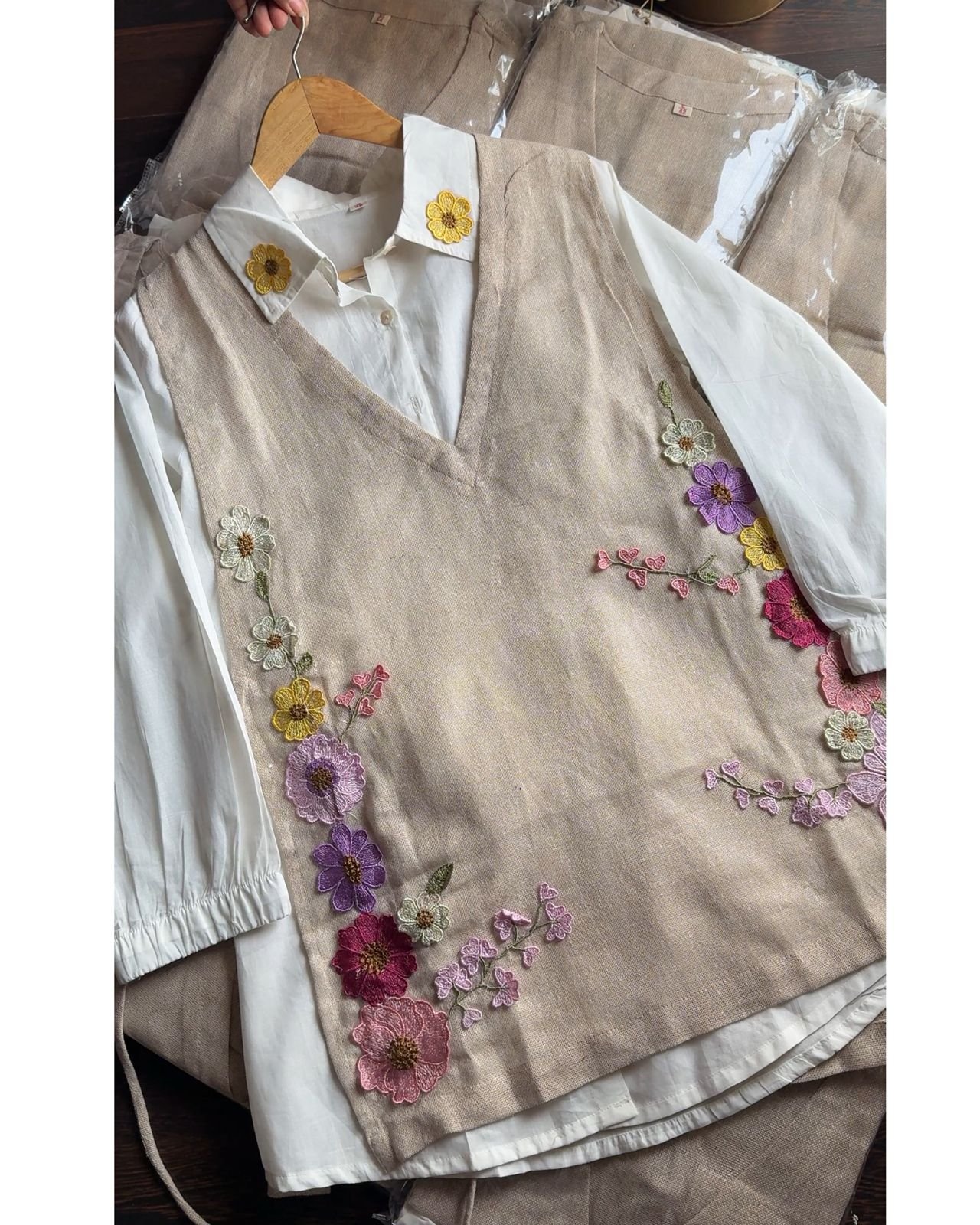 WhatsApp-Image-2026-04-15-at-14.23.28.jpeg Premium Jute Coverup Appliqué Coords - Image 1