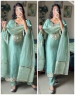 Noor-e-Mint 4 Piece Set