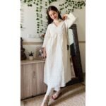 Alia cut suit - White - Image 2
