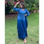 Dual-toned ombre chikankari set - Royal Blue - Image 3