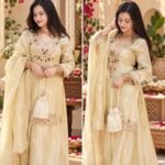 Pearl Glow Kundan Set - jewellery neckline