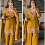 ZARIYA – DUAL-TONE METALLIC CRUSHED TISSUE 3-PIECE SET - MUSTARD